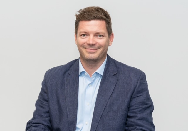 Florian Neuhuber - Unternehmensberater & Gründer von Verhandelt.at